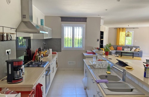 Saint-Nazaire House | Villa Clauzet Provence, private fenced pool, enclosed garden, air conditioning