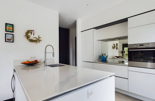 Cornillon-Confoux House | Villa Cornillon-Confoux, 3 bedrooms, 6 persons