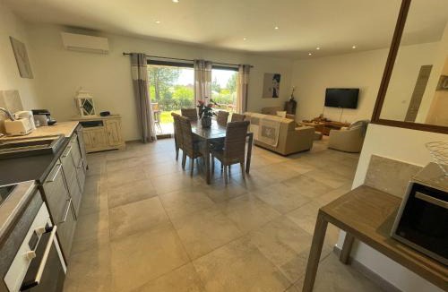 Saint-Saturnin-les-Apt Villa | Villa en Provence