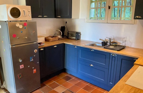 La Roquebrussanne Villa | Villa Familiale Dans la Montagne Avec Piscine