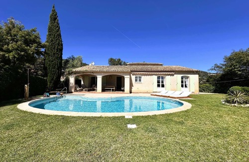 La Londe-les-Maures House | Villa for 10 people with private pool in the Domaine de Valcros in La Londe-les-Maures