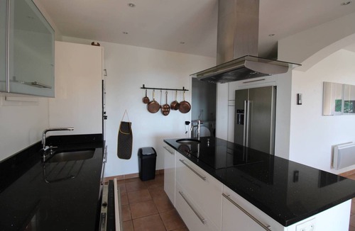 La Londe-les-Maures House | Villa for 7 people with pool and panoramic sea view