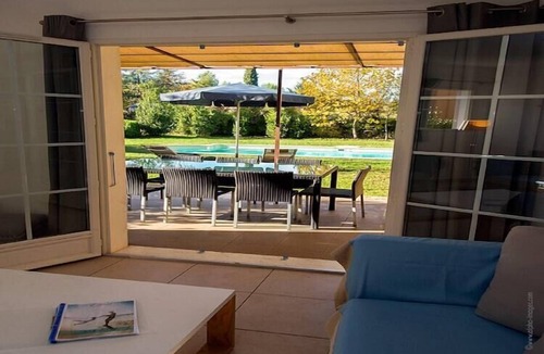 Saint-Saturnin-les-Apt House | Villa in Lubéron with Private Pool