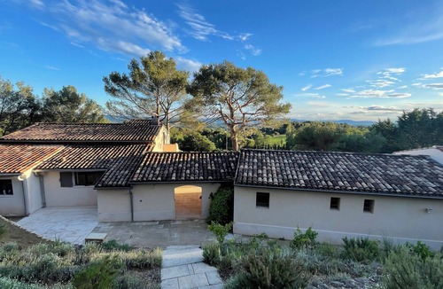 Lourmarin Villa | villa in Lourmarin, 6 en-suite bedrooms, exceptionnal view