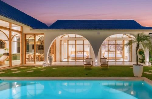 Umalas Villa | Villa Kanopi Luxurious 3BR Villa with Pool and Quick Beach Access