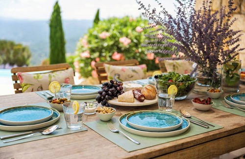 Seillans Villa | Villa La Genestière - family oasis and golfer's dream with infinity pool