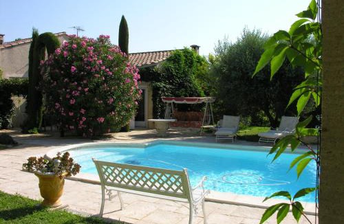 Sernhac Apartment | villa les iris
