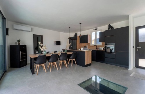 La Bouverie House | Villa Luxe & Eco - Dream and Nature Pool and Spa