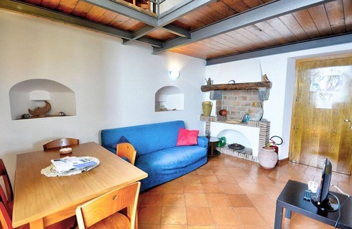 Conca dei Marini House | Villa Merlata: A charming apartment created inside an ancient watch tower.