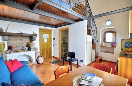 Conca dei Marini House | Villa Merlata: A charming apartment created inside an ancient watch tower.