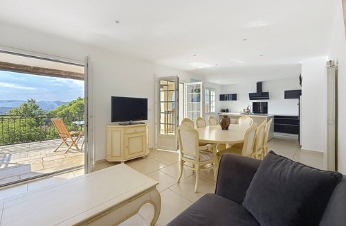 Les Arcs-sur-Argens Villa | Villa panoramic view Les Arcs