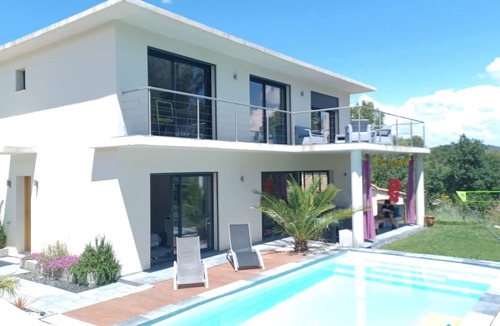 Pierrevert Villa | Villa parc du Lubéron 140m2 swimming pool 8x4, air-conditioned, near Lubéron golf course