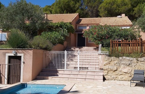 Bedoin Villa | Villa/Piscine. vue Pano Mont Ventoux & Carrière D'ocre . Au Coeur d'1 Pinède