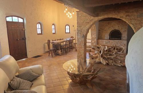 Saint-Cezaire-sur-Siagne House | Villa provençale avec piscine et jardin privé