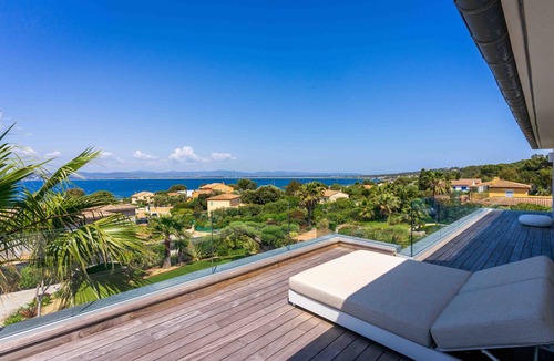 Giens Villa | Villa Prestige Vue Mer et Piscine - La Madrague Giens