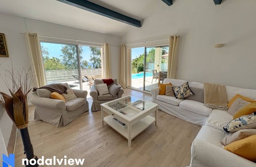 Saint-Vallier-de-Thiey Villa | Villa private pool sea view
