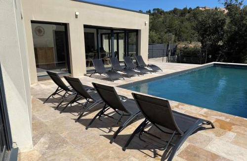 Mollans-sur-Ouveze Villa | VILLA PROCHE VENTOUX et VAISON LA ROMAINE avec piscine privée