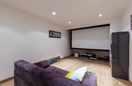 Les Baumettes Villa | Villa Rainbow · Maison d'Architecte