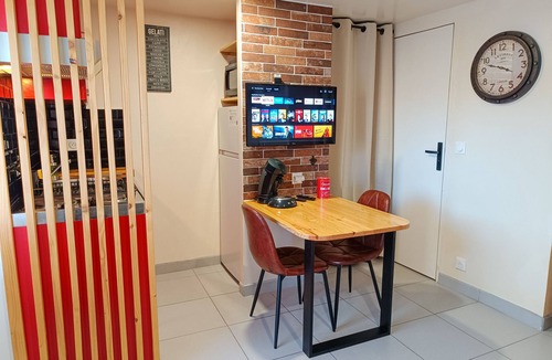 Plan-de-Cuques Apartment | Villa Reiala Plan-de-Cuques - Comfortable studio