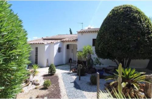 Trans-en-Provence Villa | Villa Romaquenti, Trans en Provence 137m2, 5 lits double, 10 personnes, piscine, terrain pétanque, jeu de fléchettes
