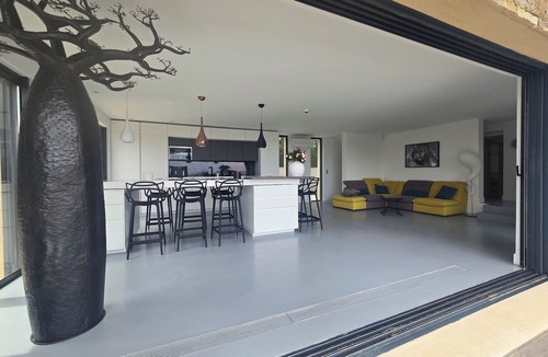Saint-Aygulf Villa | Villa Ronsard modern - sea view - swimming pool - air conditioning