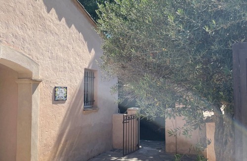 La Mole Villa | Villa Sereno - 20min from Saint-Tropez. 5 bedrooms with private pool.