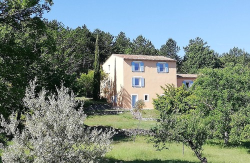Saignon Villa | Villa Soleyanou detached house, quiet, dominant view in the countryside in Saignon