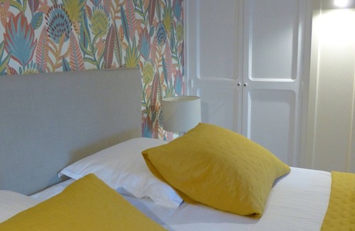 Laudun House | Villa Thebaïde Chambres d'hôtes