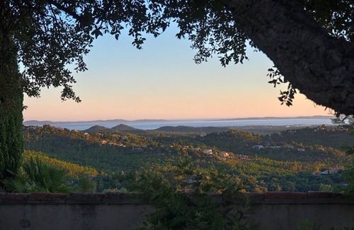 La Londe-les-Maures House | Villa Valcros in a quiet location with pool and panoramic views of sea and islands