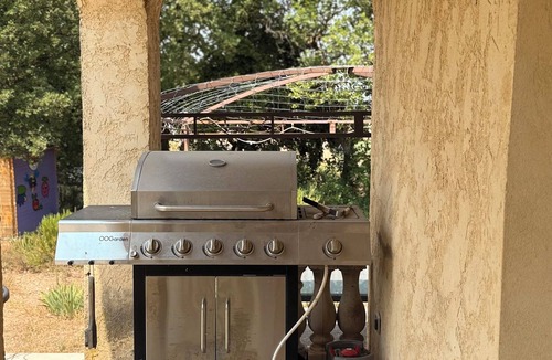 Peyrolles-en-Provence House | Villa with the scent of Provence