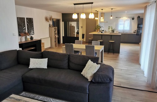 Vedene Villa | Villa with pool and garden in provence