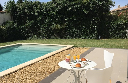 Molleges House | Villa with pool between Alpilles and Luberon