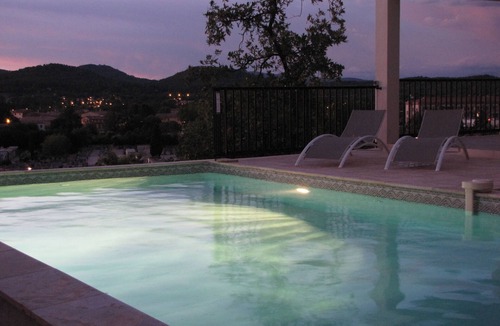 Brignoles Villa | Villa with pool in the center of Green Provence