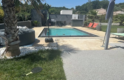 Rochefort-du-Gard House | Villa with private pool in a quiet location 10 min from Avignon