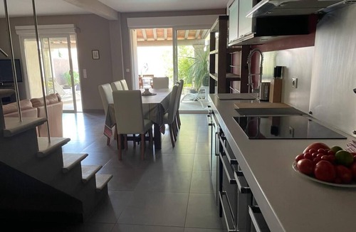 Maussane House | Village house with swimming pool