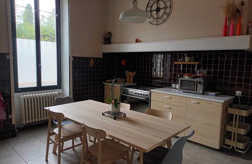 Noves House | Village house in the heart of Provence