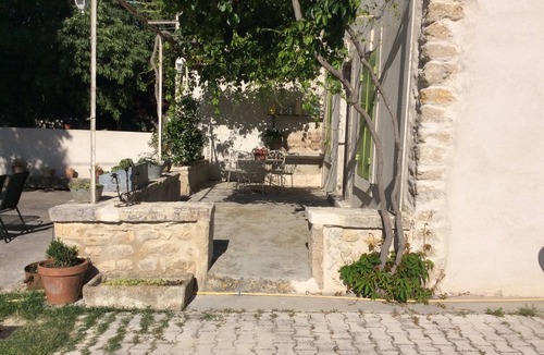 Alleins House | WARM AND COMFORTABLE FAMILY HOUSE near the AVIGNON FESTIVAL
