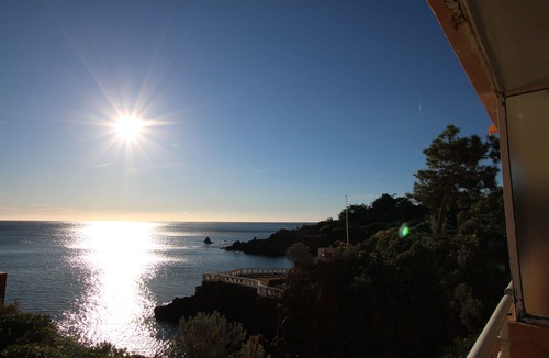 Le Trayas Apartment | WATERFRONT apartment in Côte d'AZUR 3 rooms