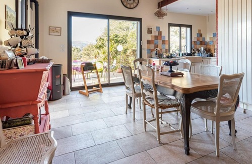 La Bouilladisse House | Wonderful private villa for 6 people with WIFI, private pool, TV, terrace and parking
