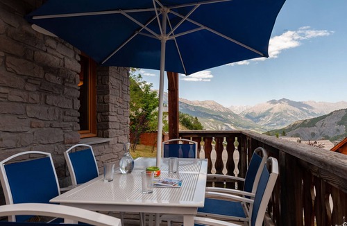 Pra Loup Ski Chalet | Wooden chalet with 3 bedrooms in Pra Loup