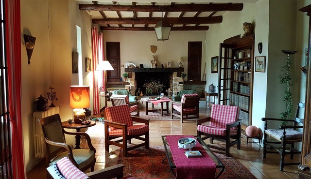 219 M2 At The Side Of The Sorgue With Garden Pool