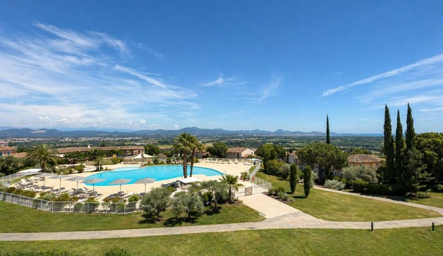 Appt du Golf- 4 people - Wifi - Air conditioning - Swimming pool - Tennis court
