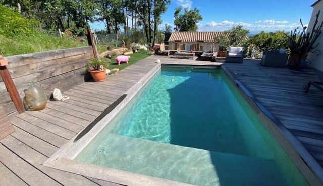 Charming Villa with Private Pool near the Gulf of Saint-Tropez