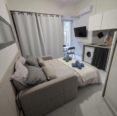 Elegant Riviera Studio in Central Nice
