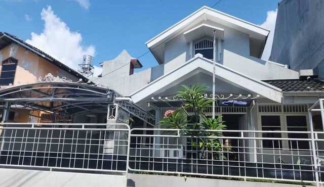 Family-Friendly - 5 minutes from Bogor Jagorawi Tol Gate -3 Bedroom - 2 Bathroom