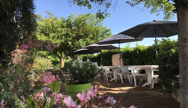 Hôtel Restaurant Les Chènes