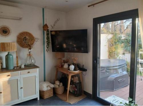 Maison climatisée avec jaccuzi