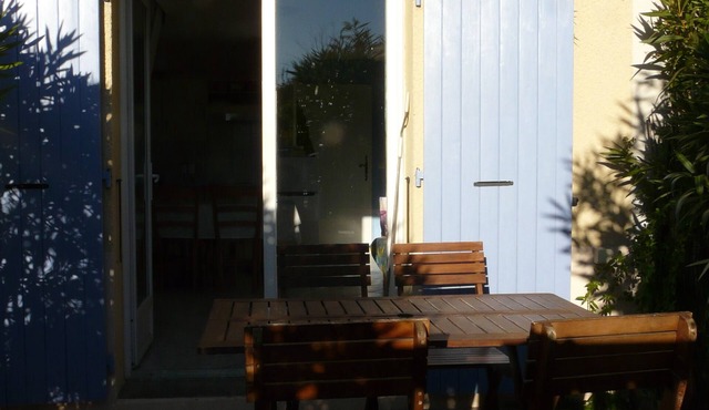 Maison Mitoyenne Duplex de 35m2, 7 Minutes de la Plage par des Passages Piétons
