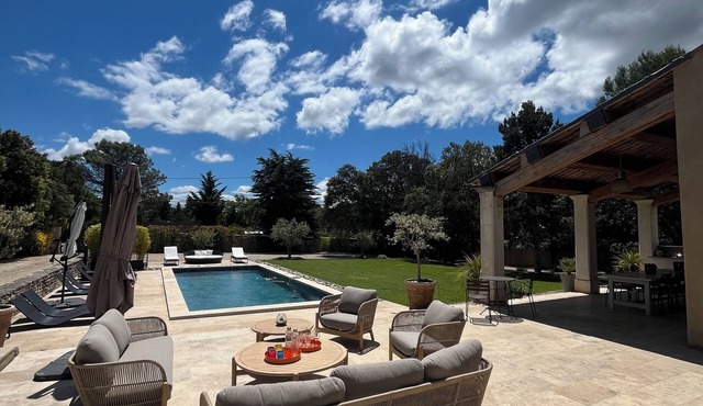 MODERN PROVENCALE