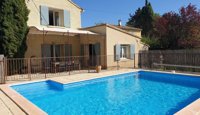 Provence Mas countryside, swimming pool near Avignon, Isle/Sorgue Mt Ventoux SPIROU park.